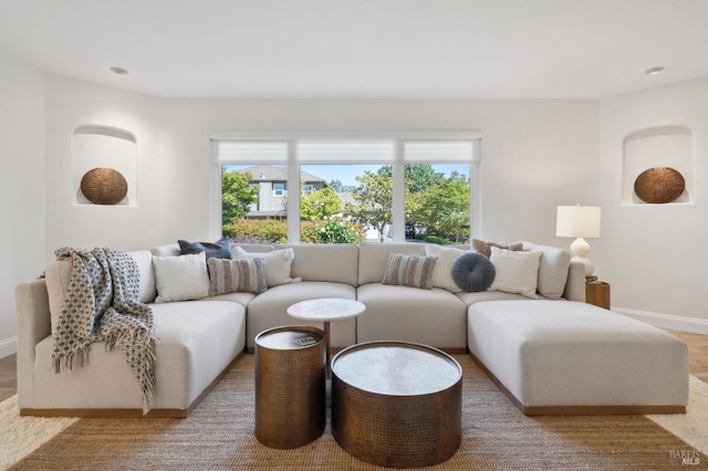 249 Los Palos St, Sonoma, CA 95476 - living area with baseboards