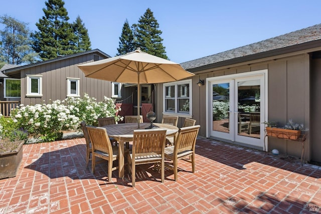 2170 Vineyard Rd, Novato, CA 94947 - view of patio with outdoor dining space