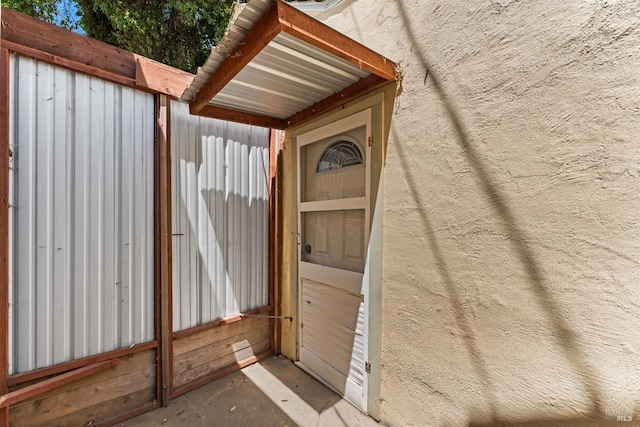 32 Muller St, Vallejo, CA 94590 - view of property entrance