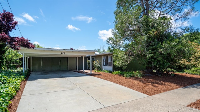 375 Las Colindas Rd, San Rafael, CA 94903 - ranch-style home featuring concrete driveway