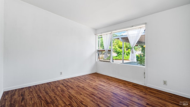 375 Las Colindas Rd, San Rafael, CA 94903 - spare room with wood finished floors and baseboards