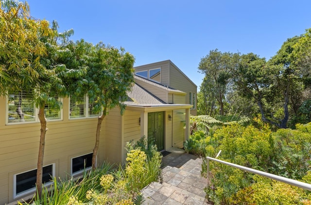 91 Round Hill Rd, Tiburon, CA 94920 - view of side of property