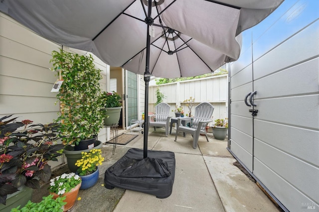 4214 Saturn Way, Union City, CA 94587 - view of patio with fence