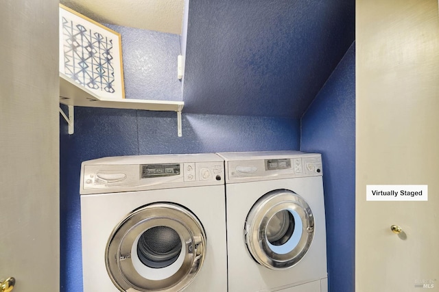 766 Morissette Way, Vacaville, CA 95687 - clothes washing area with washing machine and clothes dryer and a textured wall