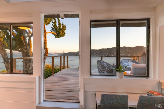 419 Golden Gate Ave, Belvedere, CA 94920 - entryway with healthy amount of natural light