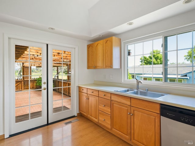 175 Temelec Cir, Sonoma, CA 95476 - kitchen with stainless steel dishwasher, a sink, plenty of natural light, light countertops, and recessed lighting