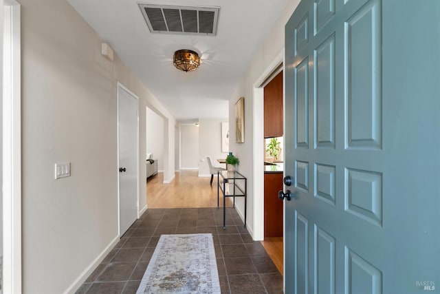 20912 Via Colombard, Sonoma, CA 95476 - foyer entrance featuring dark tile patterned flooring and baseboards