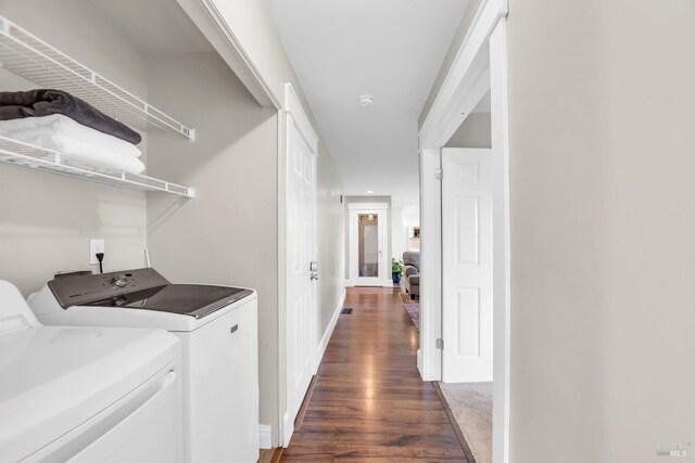 2812 Silver Fox Cir, Fairfield, CA 94534 - washroom featuring washing machine and dryer, dark wood-style flooring, and baseboards