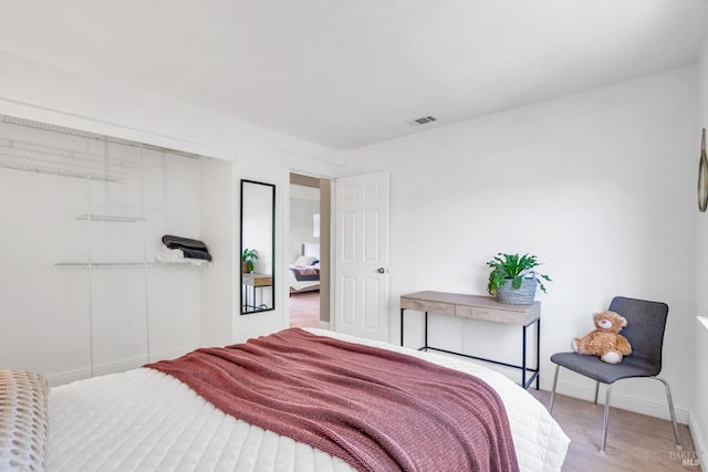 2812 Silver Fox Cir, Fairfield, CA 94534 - bedroom featuring carpet, baseboards, and a closet