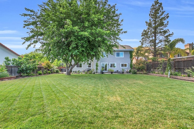 2812 Silver Fox Cir, Fairfield, CA 94534 - view of yard featuring a patio