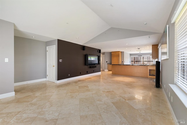 431 University St, Healdsburg, CA 95448 - unfurnished living room with vaulted ceiling and baseboards