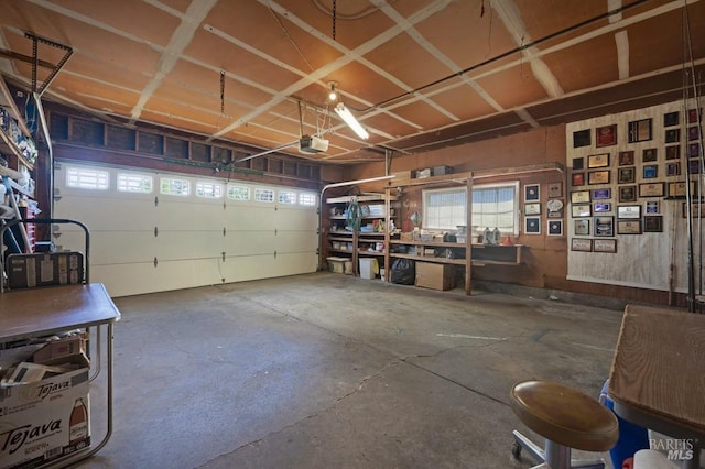 23180 Maffei Rd, Sonoma, CA 95476 - garage with a garage door opener