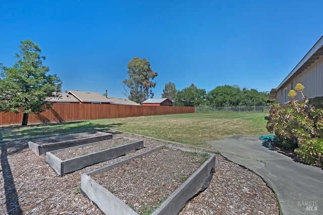 23180 Maffei Rd, Sonoma, CA 95476 - view of yard featuring a garden