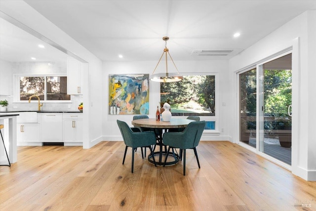 1358 Sylvan Ct, Healdsburg, CA 95448 - dining space with light wood-type flooring, recessed lighting, and baseboards