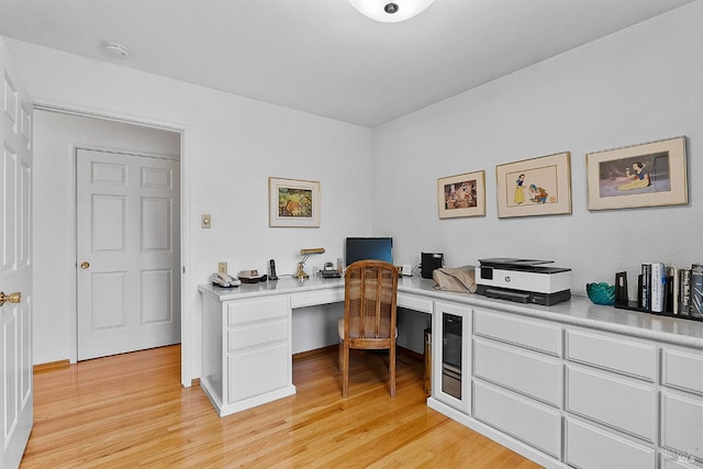 607 Tobin Dr, Vallejo, CA 94589 - home office with light wood finished floors and built in desk
