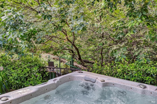 3371 Crystal Ct, Napa, CA 94558 - exterior view of a jacuzzi
