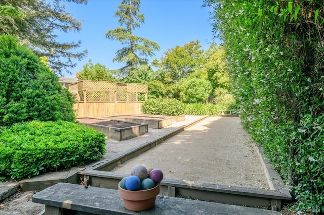 4078 Tokay Dr, Napa, CA 94558 - surrounding community featuring a bocce ball area