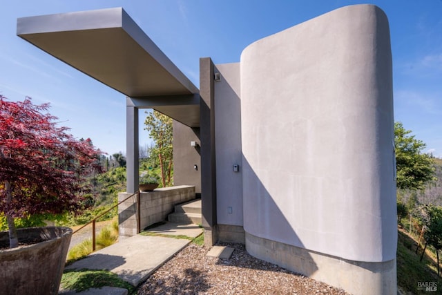 8909 Mill Creek Rd, Healdsburg, CA 95448 - view of home's exterior with stucco siding