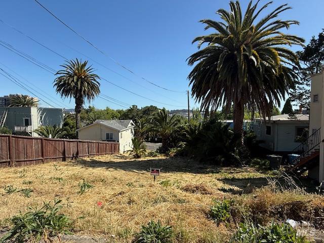 208 Carolina St, Vallejo, CA 94590
