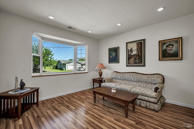 17962 Bunker Rd, Hidden Valley Lake, CA 95467 - living area featuring wood finished floors, baseboards, and recessed lighting