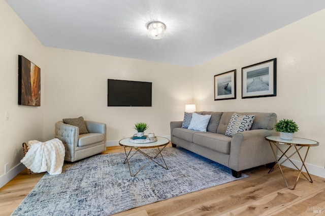 8017 Washington Ave, Sebastopol, CA 95472 - living area with wood finished floors and baseboards