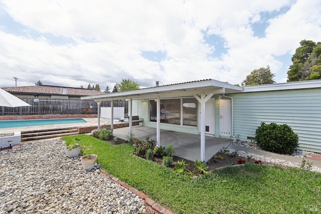2889 Keller Ct, Napa, CA 94558 - back of house featuring a patio area and a fenced backyard