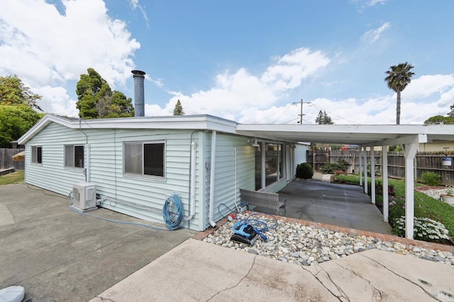2889 Keller Ct, Napa, CA 94558 - view of front facade with fence, ac unit, and a patio