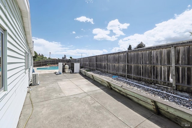 2889 Keller Ct, Napa, CA 94558 - view of patio with a fenced backyard