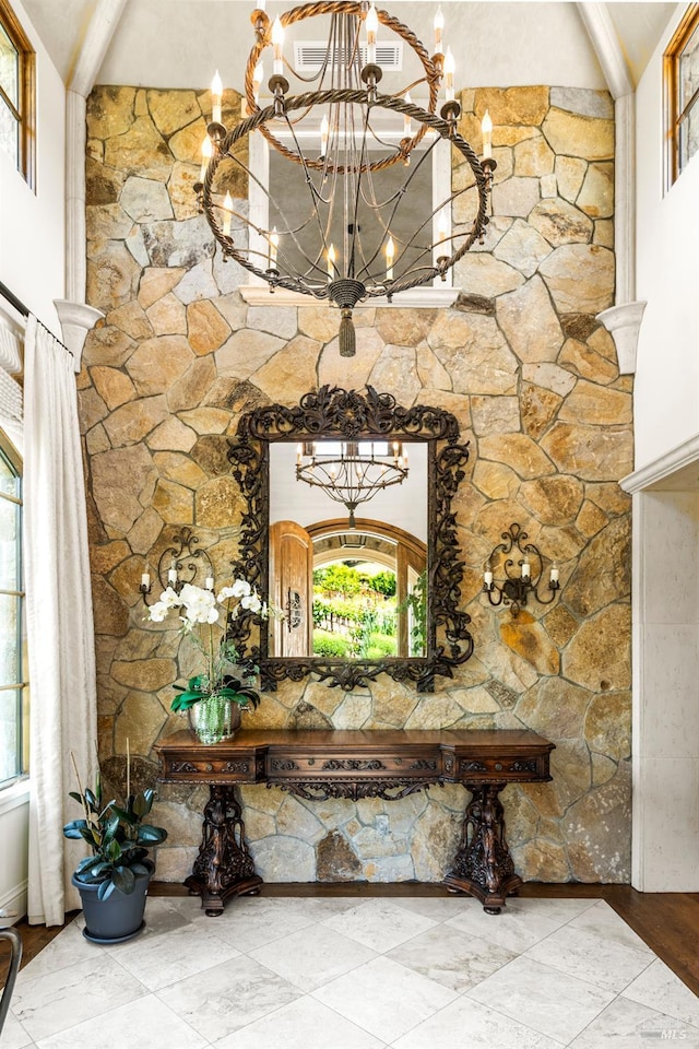 7035 Silverado Trl, Napa, CA 94558 - detailed view of a chandelier