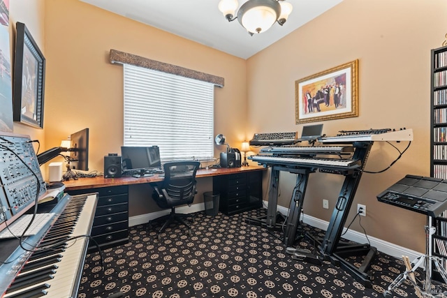 1261 Landmark Dr, Vallejo, CA 94591 - carpeted office featuring baseboards