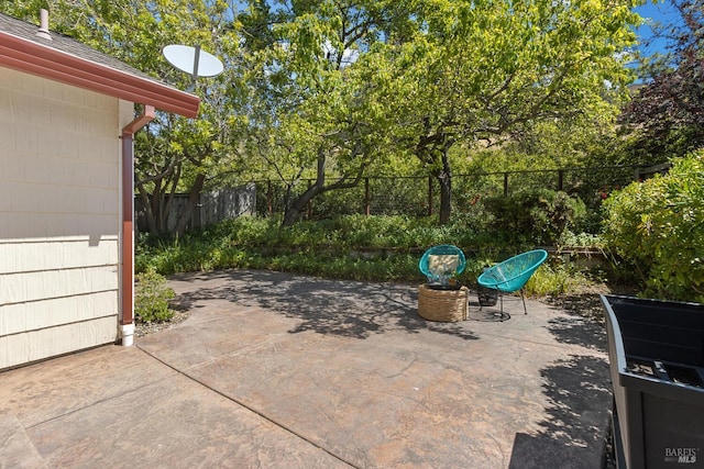 358 Paddlewheel Dr, Vallejo, CA 94591 - view of patio / terrace featuring fence