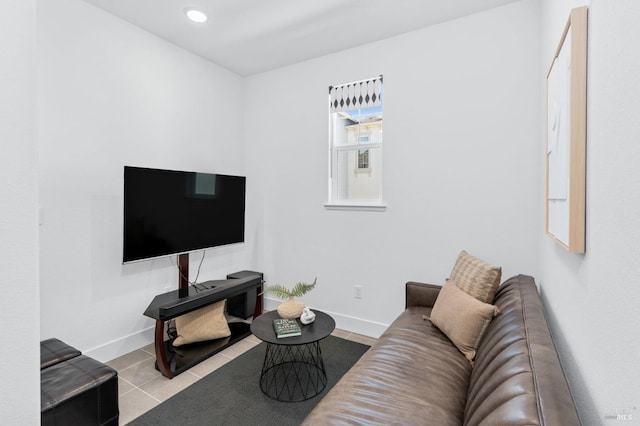 336 Pear Tree Ln Unit D, Napa, CA 94558 - tiled living area featuring baseboards and recessed lighting