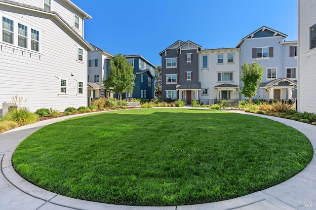 336 Pear Tree Ln Unit D, Napa, CA 94558 - view of community with a residential view and a yard