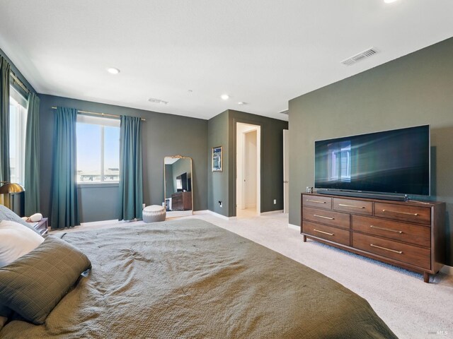 2471 Lake Club Dr, Fairfield, CA 94533 - bedroom featuring light colored carpet, baseboards, and recessed lighting