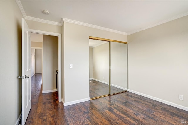 149 Countryview Ct, Vallejo, CA 94591 - unfurnished bedroom featuring wood finished floors, crown molding, baseboards, and a closet
