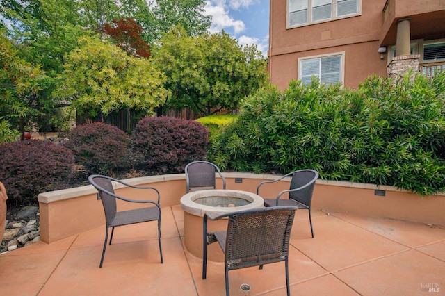 819 Bridle Ridge Dr, Fairfield, CA 94534 - view of patio / terrace featuring an outdoor fire pit