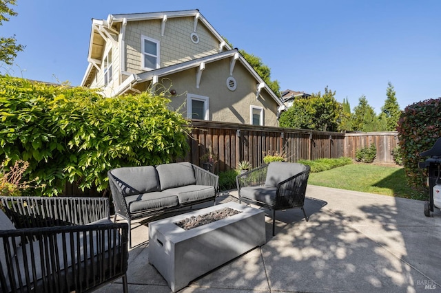 2817 Windmill Dr, Santa Rosa, CA 95403 - view of patio with an outdoor living space with a fire pit and a fenced backyard