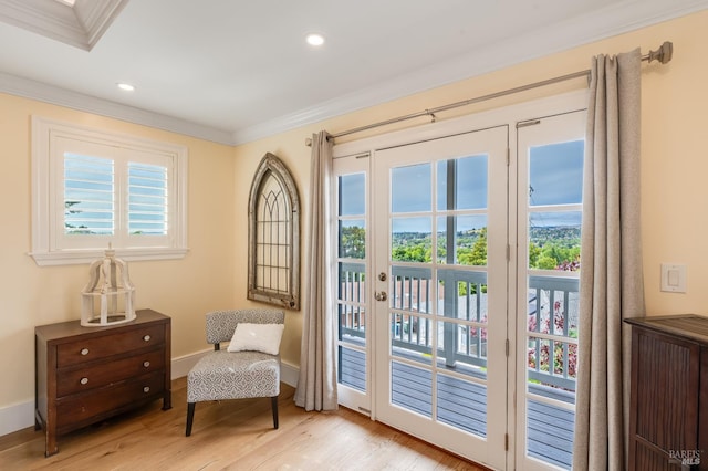 33 Romine Way, Vallejo, CA 94591 - sitting room with healthy amount of natural light, ornamental molding, light wood finished floors, baseboards, and recessed lighting