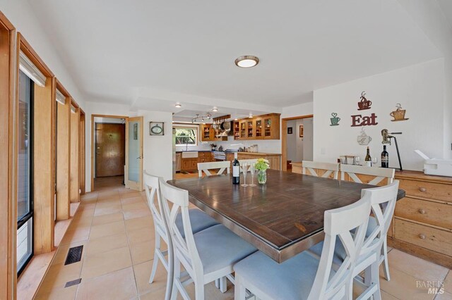 7293 Occidental Rd, Sebastopol, CA 95472 - dining space featuring light tile patterned flooring