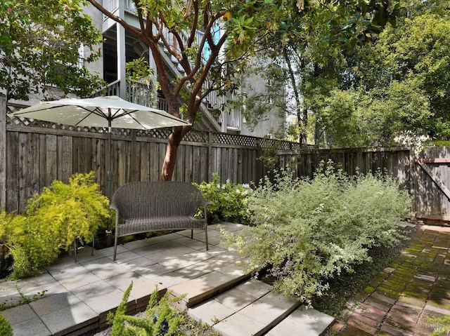 1011 Georgia St, Vallejo, CA 94590 - view of patio featuring a fenced backyard