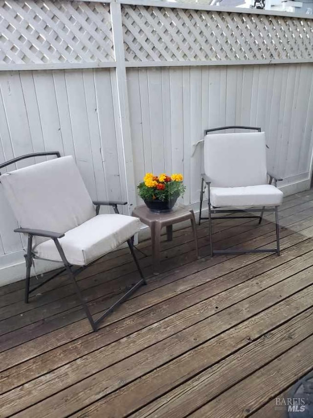 1011 Georgia St, Vallejo, CA 94590 - view of wooden deck