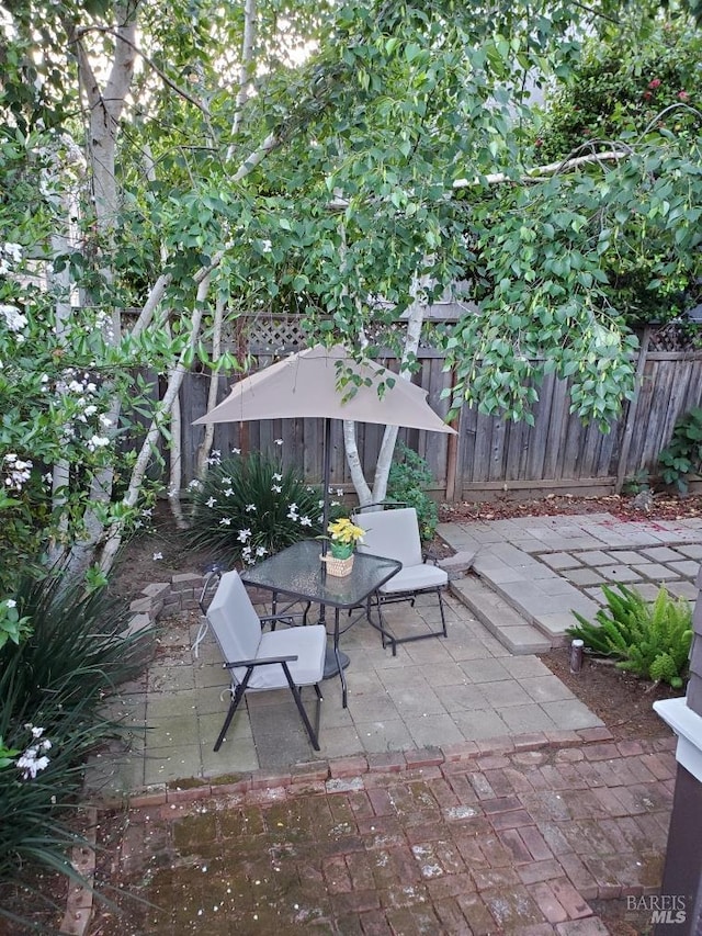 1011 Georgia St, Vallejo, CA 94590 - view of patio featuring fence