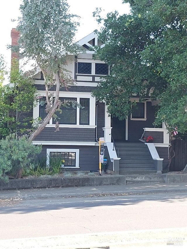 1011 Georgia St, Vallejo, CA 94590 - view of obstructed view of property