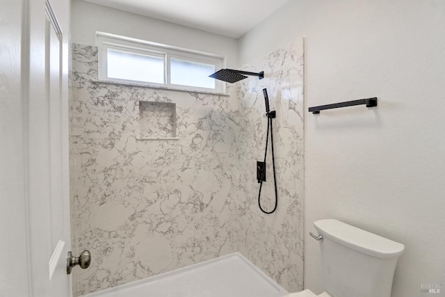 181 Belvedere Ct, Vallejo, CA 94589 - bathroom with a shower and toilet