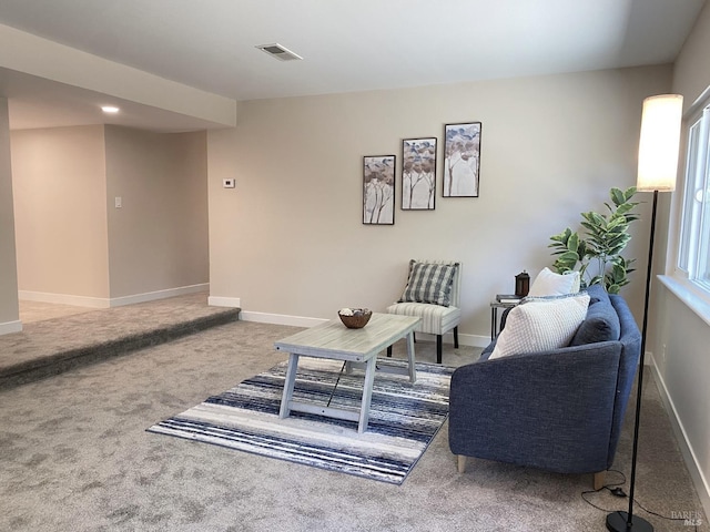 312 Dahlia St, Fairfield, CA 94533 - living area with carpet flooring and baseboards