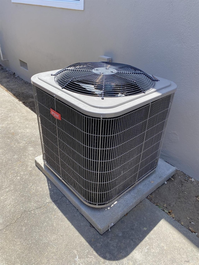 312 Dahlia St, Fairfield, CA 94533 - exterior view of central air condition unit and stucco siding