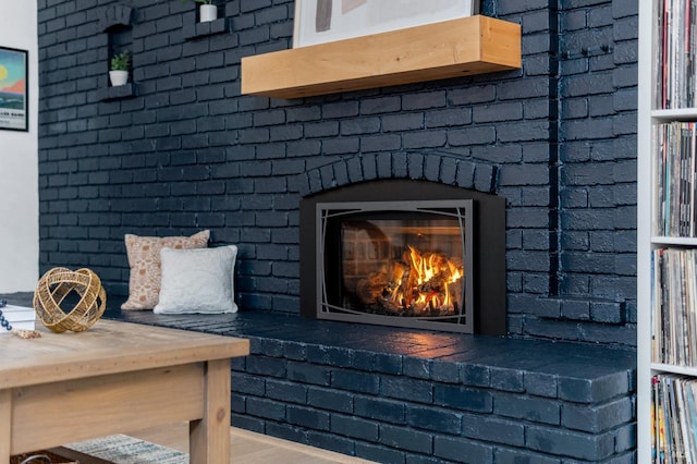4512 Dry Creek Rd, Napa, CA 94558 - detailed view of a fireplace and brick siding