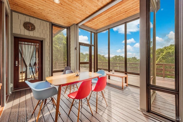 303 Mctavish Ct Unit A, Fairfield, CA 94534 - sunroom / solarium featuring floor to ceiling windows, wood ceiling, and hardwood / wood-style flooring