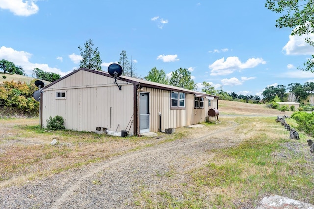 4538 Hill Rd, Lakeport, CA 95453 - view of side of home with a garage