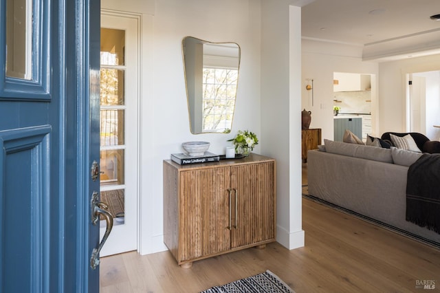 5 Monte Vista Ave, Larkspur, CA 94939 - foyer with wood finished floors